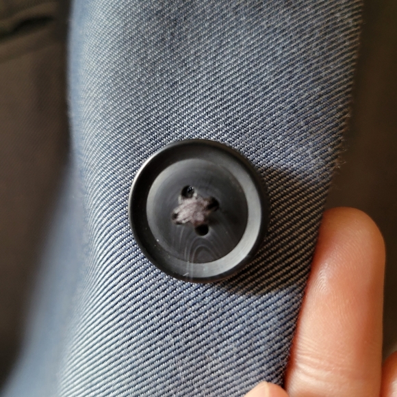 Perry Ellis 42R men's M gray suit  (jacket and trousers) - Picture 4 of 7